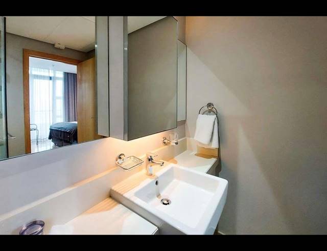 2 BEDROOM APARTMENT FOR SALE IN UMHLANGA CENTRAL